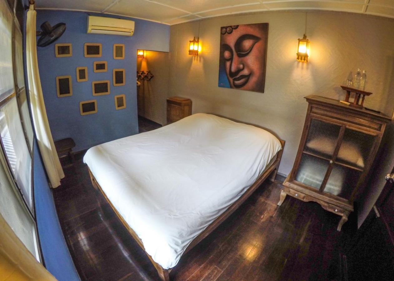 The Riverside Guest House Lampang Exterior photo