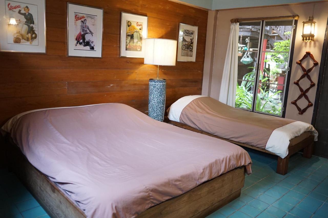 The Riverside Guest House Lampang Exterior photo